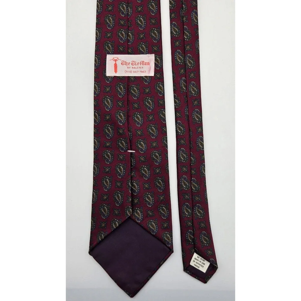 Vintage Paisley Silk Neck Tie Mens Burgundy‎ Classic Boutique Dress Tie